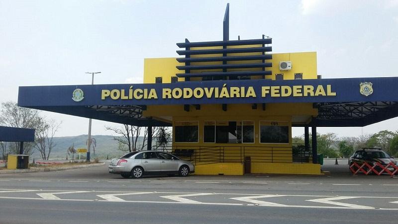 A Polícia Rodoviária Federal executa em todo o Brasil a Operação Rodovida 2022/2023 com foco no Natal, Ano Novo, férias escolares e Carnaval